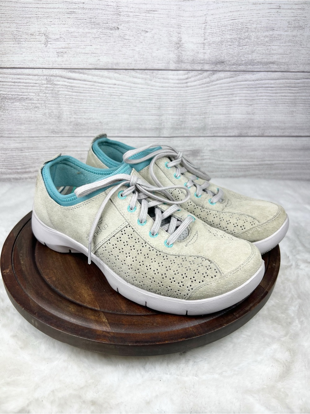 Dansko Elise Comfort Lace Up Suede Sneakers Shoes Size 10 Women's EU 40 Gray
